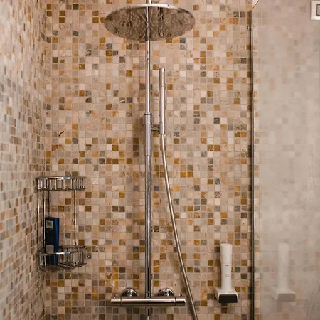 Hotell Garni Uni Elita Lux