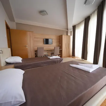 Garni Uni Elita Lux 3* Nis