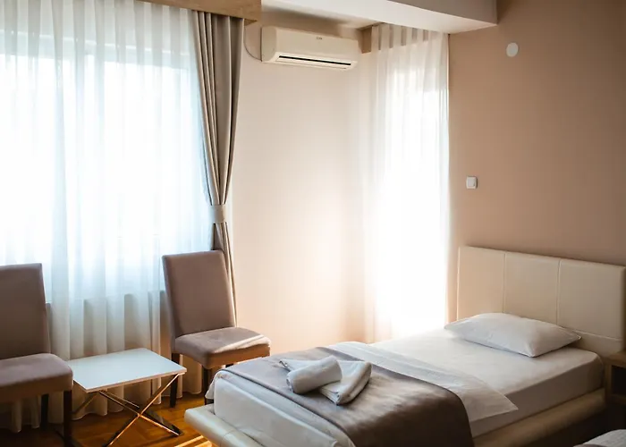 Garni Uni Elita Lux Hotel 3*