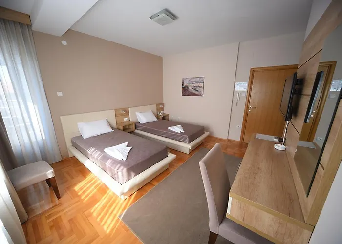 Garni Uni Elita Lux Hotel