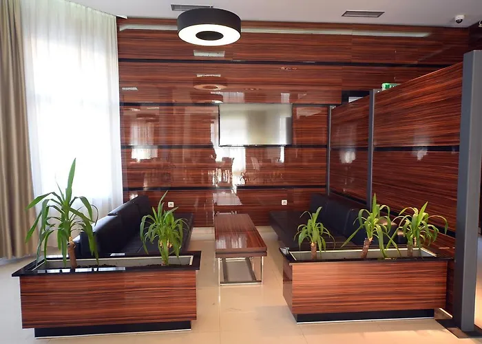 Garni Uni Elita Lux 3*